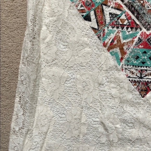 Size large pullover dress with symmetry design l - Picture 3 of 4
